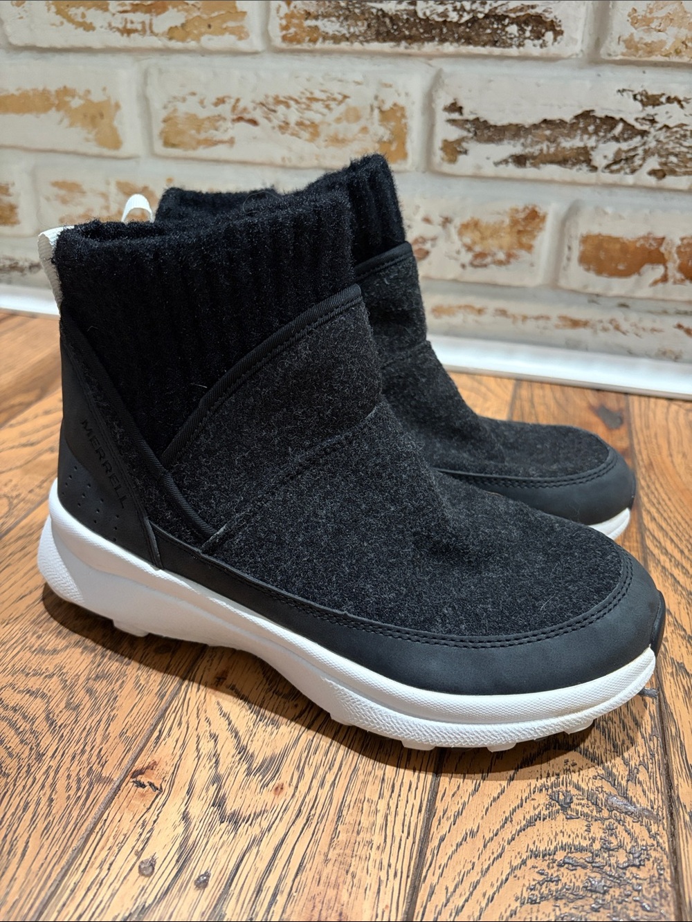 Merrell Black and White Cozy Ankle Winter Boots